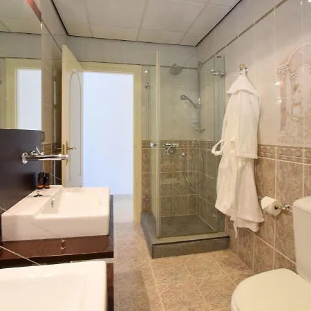 Villa Luxury With Private Pool Near Sea In