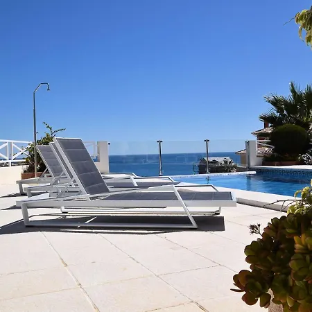 Luxury With Private Pool Near Sea In Villa Benalmadena