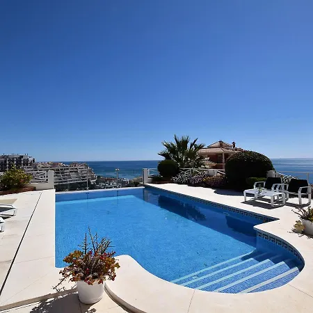 Villa Luxury With Private Pool Near Sea In *