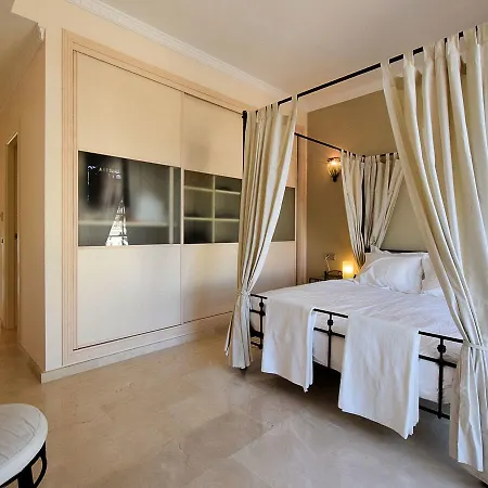 Luxury With Private Pool Near Sea In Benalmadena